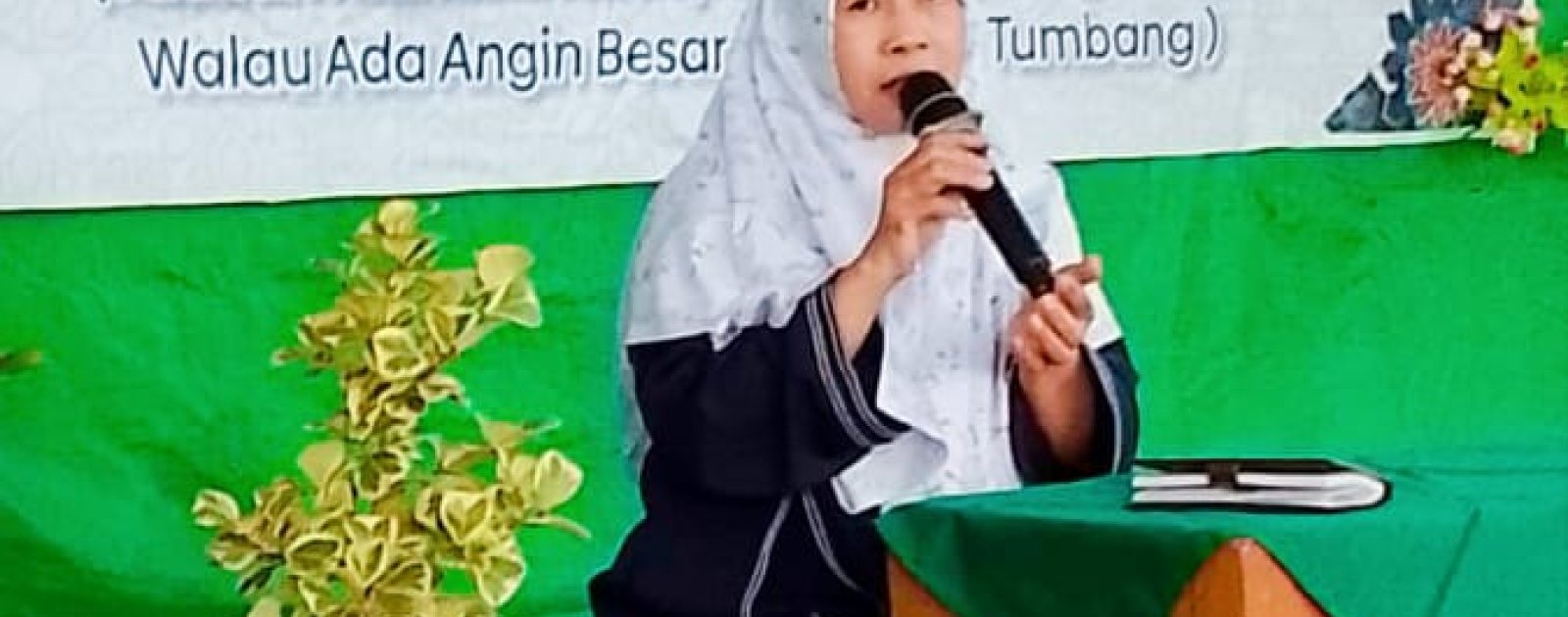 Sambut Ramadhan dengan Gembira, Guru MIN 4 Tebo Hj. Warsiti Ingatkan Wali Murid untuk Ikhlas dalam Mendidik