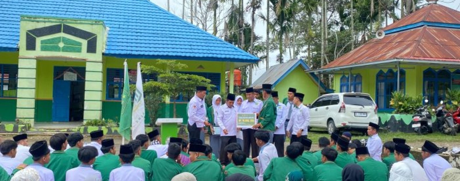 MAN 3 Kerinci Gelar Yasinan, Tahlil, dan Sholat Ghaib untuk Korban Bencana Sumatera, Donasi Terkumpul Rp11 Juta Lebih!