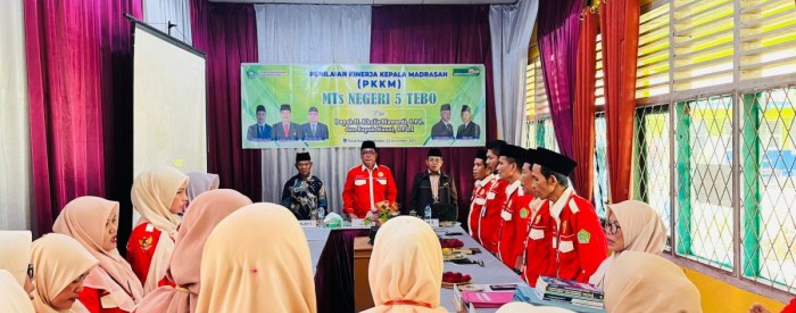 Kepala MTsN 5 Tebo Jalani Penilaian Kinerja Kepala Madrasah (PKKM) Dua Tahun