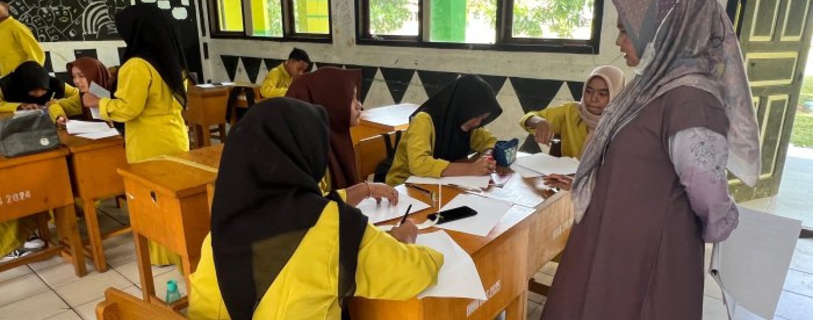 MAN 3 Batang Hari Laksanakan Kegiatan MA Plus Keterampilan Tata Boga Dan Tata Busana
