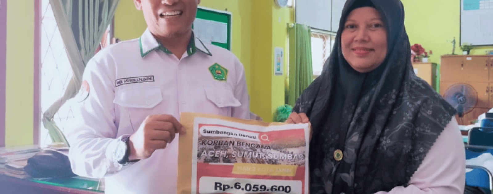 Kepala MAN 2 Kota Jambi Salurkan Donasi Kemanusiaan untuk Korban Bencana di Sumatera