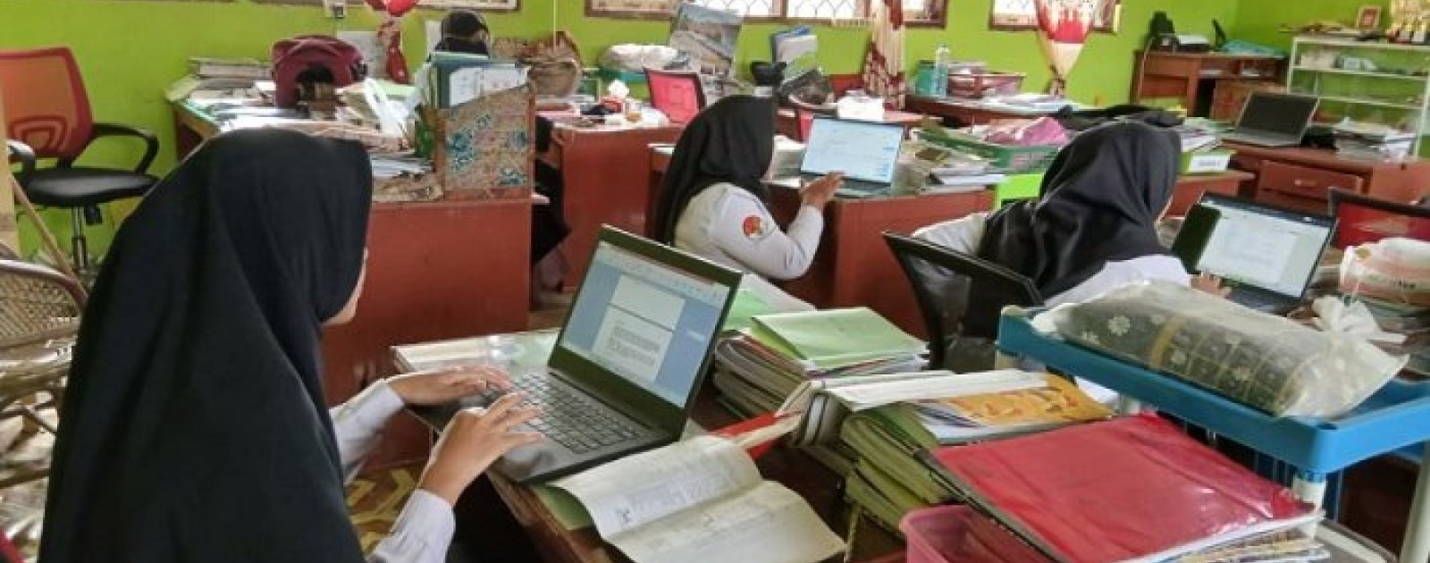 Guru MTsN 4 Bungo Susun Perangkat Ajar Terpadu