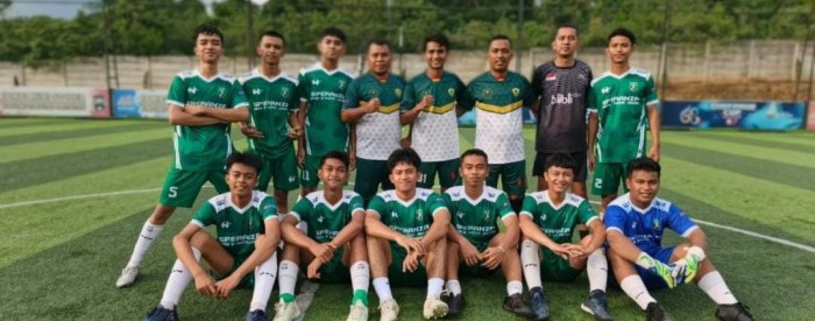 Guru MAN 2 Kota Jambi Isi Minggu Pagi dengan Mini Soccer, Bangun Semangat dan Kekompakan