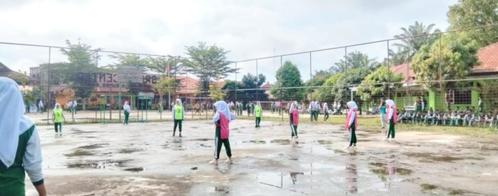 Lomba Futsal Putri Meriahkan Class Meeting MAN 1 Bungo