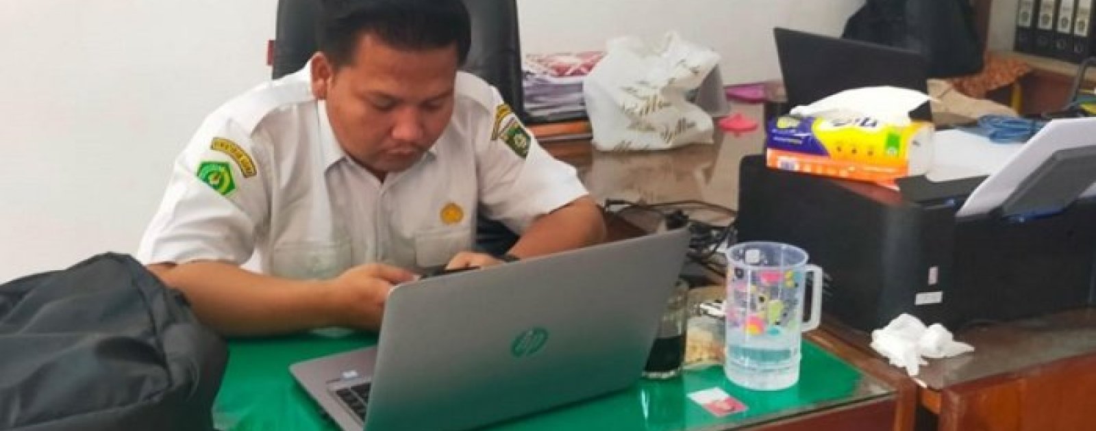 Akuntabilitas Madrasah Terjaga: Operator Keuangan MTsN 4 Bungo Targetkan Pelaporan Tuntas Pertengahan Desember