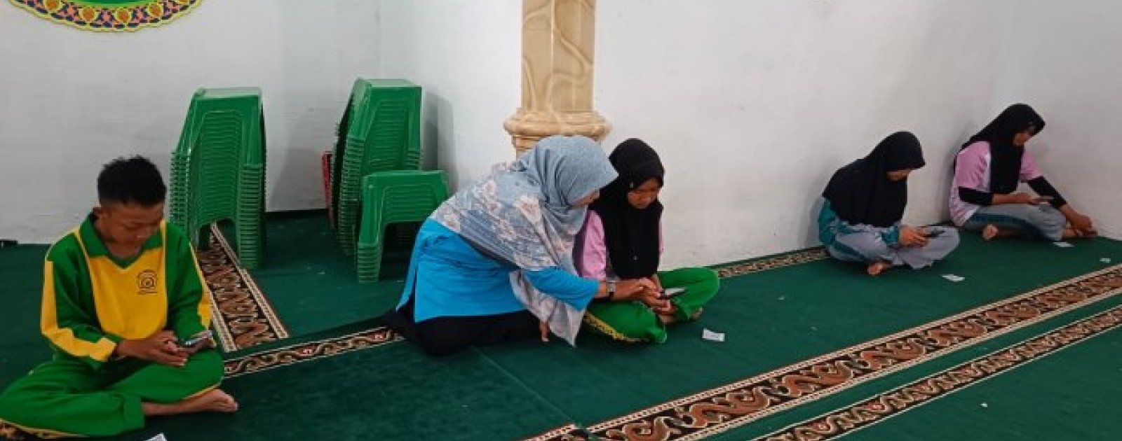 Lomba LCC Semarakkan HAB, HUT DWP ke-26, dan Peringatan Hari Ibu Nasional.