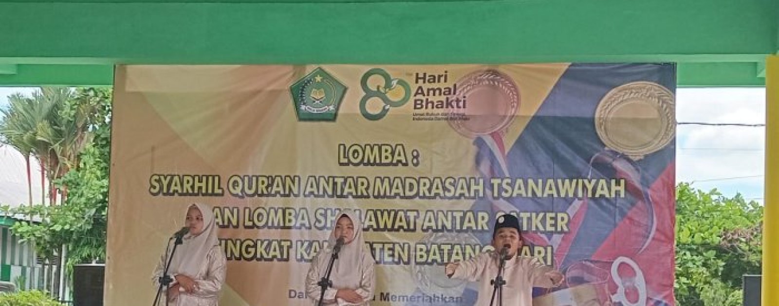 Penampilan Memukau! Tim Syarhil Al-Quran MTsN 1 Batang Hari Beri Penampilan Terbaik di PORSENI HAB Kemenag ke-80