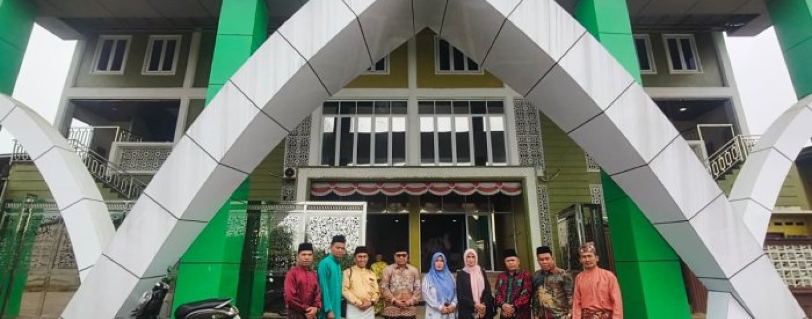 MTsN 8 Batang Hari Gelar Workshop Kurikulum Berbasis Cinta (KBC) di Ponpes Darul Arifin