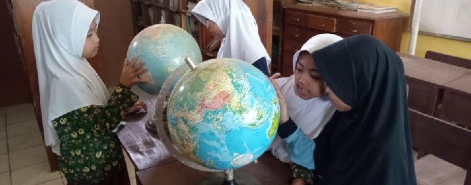 Siswa MIN 1 Tebo Tingkatkan Minat Membaca di Pustaka Madrasah